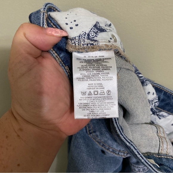 ANTHROPOLOGIE SZ 26 Pilcro High-Rise Sequined Flared Jeans - Picture 8 of 9